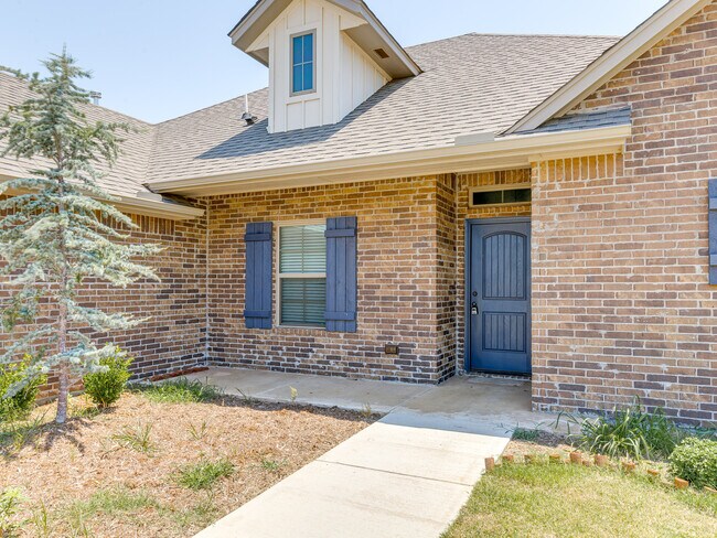 Building Photo - 4505 Black Mesa Ln
