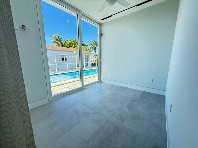 Building Photo - 12245 SW 29th Terrace