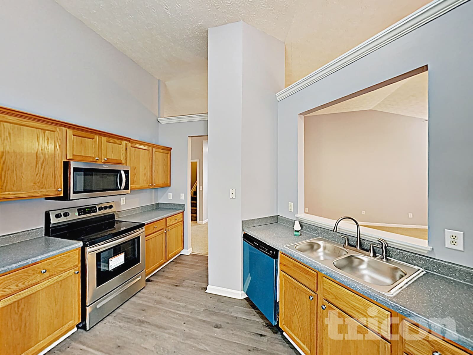 Building Photo - 420 Heathcliff Ct