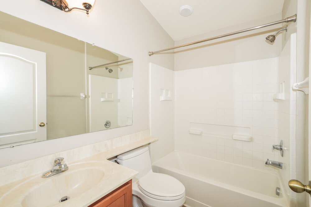 Building Photo - 18114 Cypress Bay Pkwy