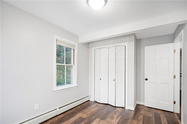 Building Photo - 45 Olney St