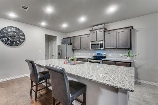 Building Photo - 417 Mesa