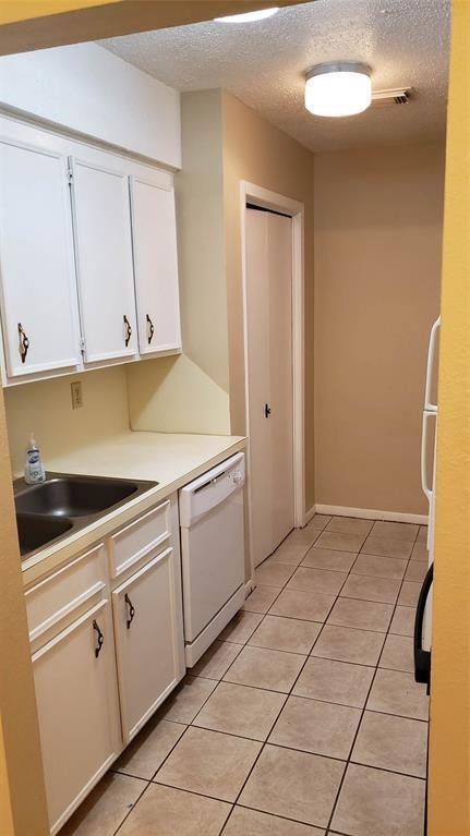 Building Photo - 1205 Anne Ave