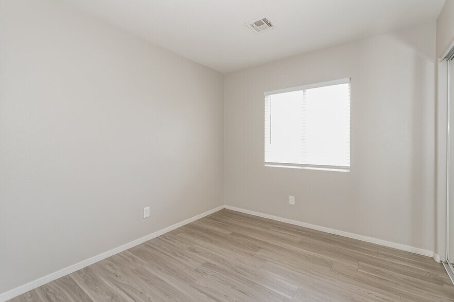 Building Photo - 4911 Dunvegan Ct