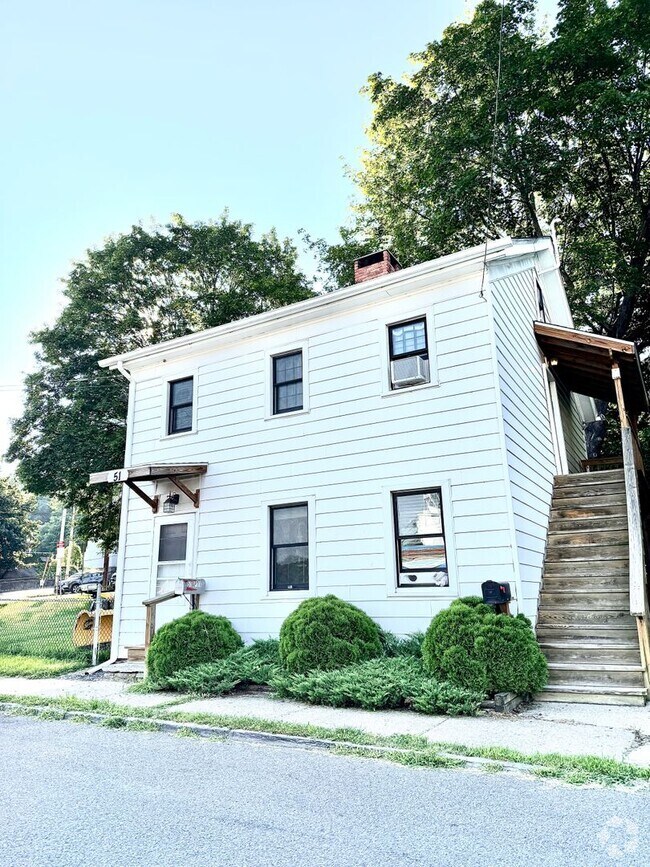 Building Photo - 51 W Union St