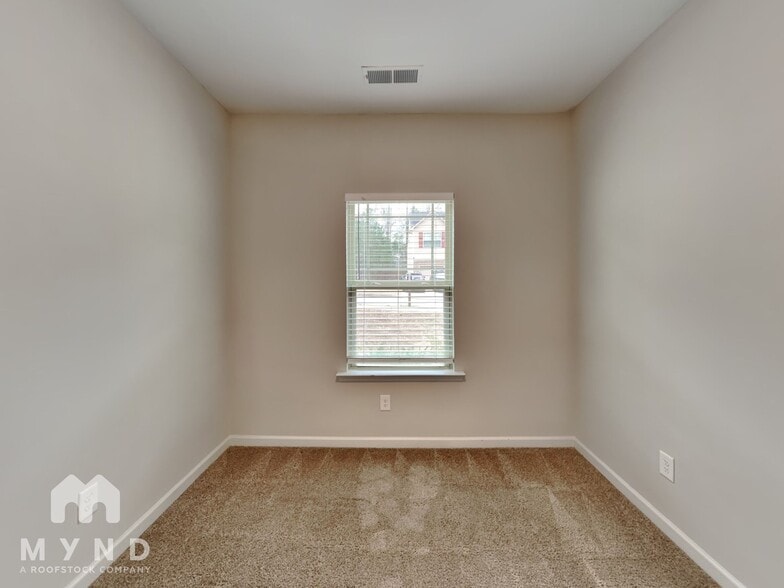 Building Photo - 62 Trotter Ct