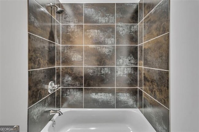 Building Photo - 1107 Briar Cove Cir