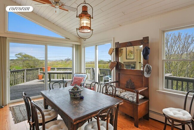 Building Photo - 68 Seaside Ave