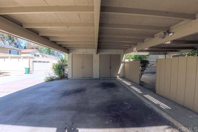 Building Photo - 10670 Esmeraldas Dr