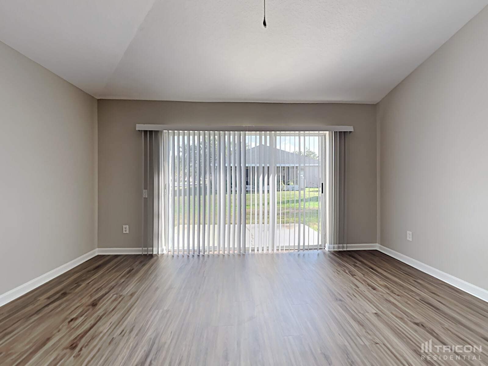 Building Photo - 12429 Cedarfield Dr