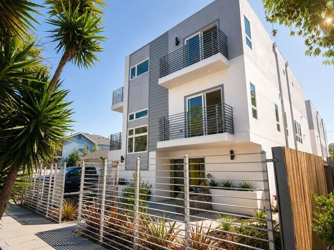 Building Photo - 6650 Leland Way