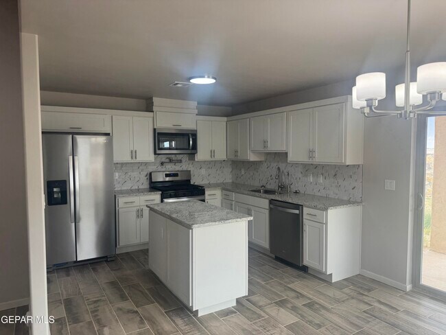 Building Photo - 12528 Polo Norte Dr