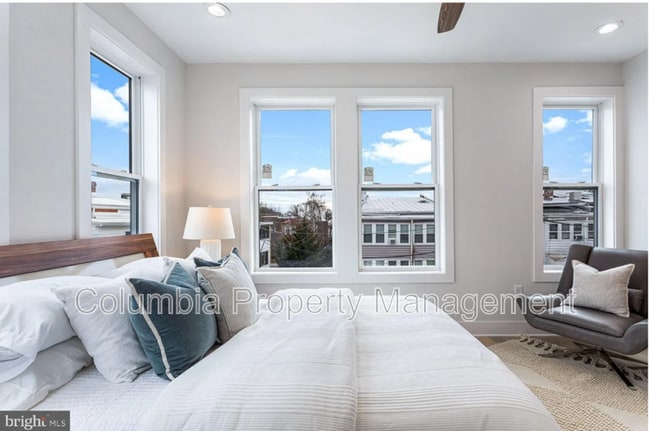 Building Photo - 616 Quebec Pl NW
