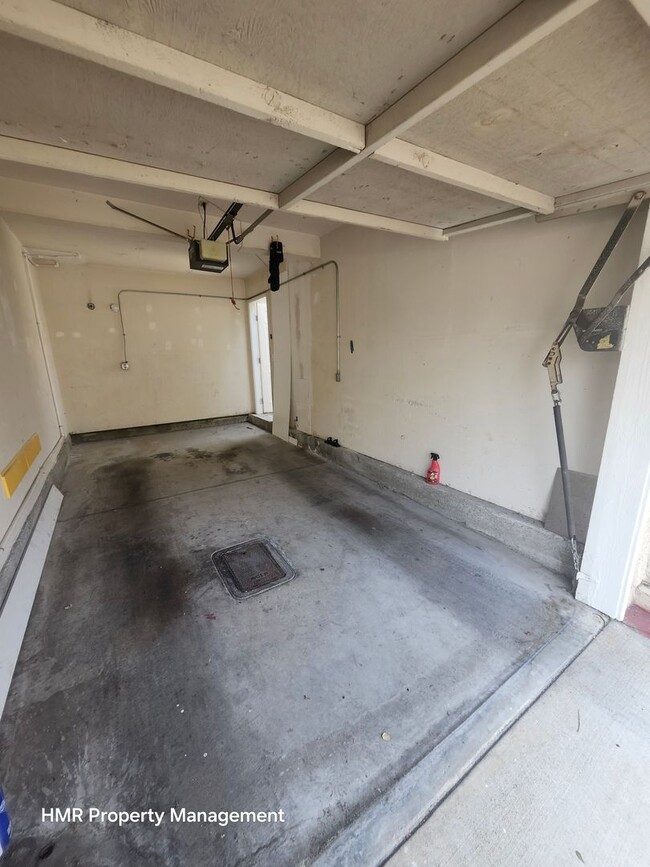 Building Photo - 2bed/2bath Condo near Victoria Gardens!