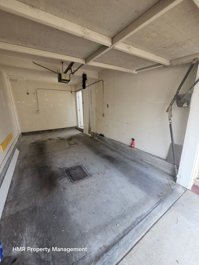 Building Photo - Coming Soon: 2beds/2bath Condo near Victoria Gardens!