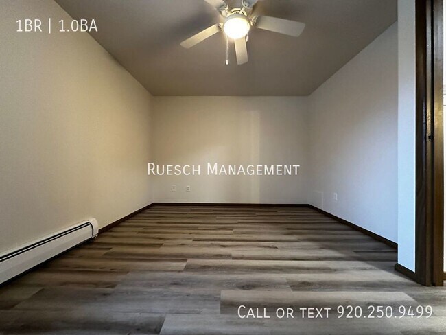 Building Photo - Charming 1 Bedroom 1 Bath Upper Apartment ...