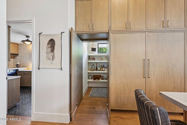 Building Photo - 9899 N 79th Way