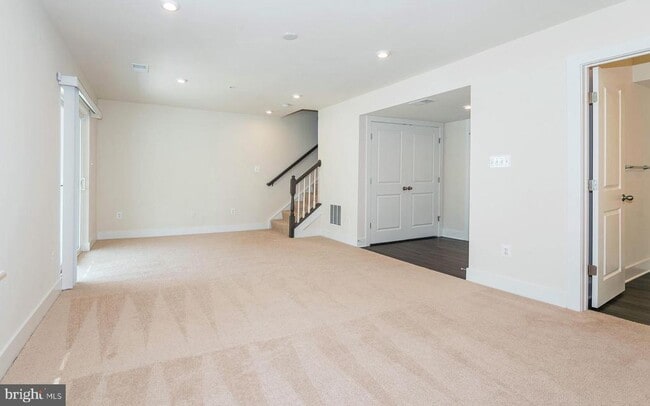 Building Photo - 8380 Amber Beacon Cir