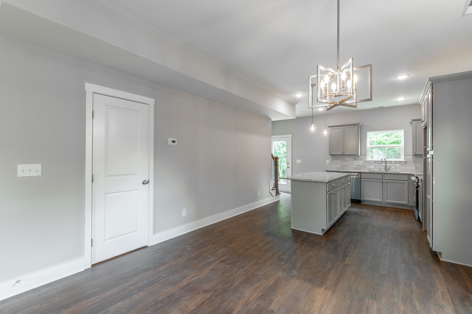 Building Photo - 4646 Heiskell Dr