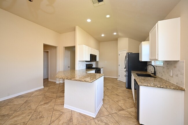 Building Photo - 3111 Keystone Square Ln