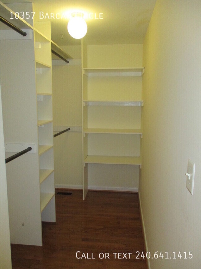 Building Photo - 10357 Barcan Cir