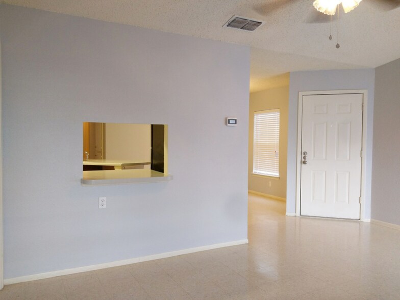 Front Entrance - 2524 Corian Glen Dr