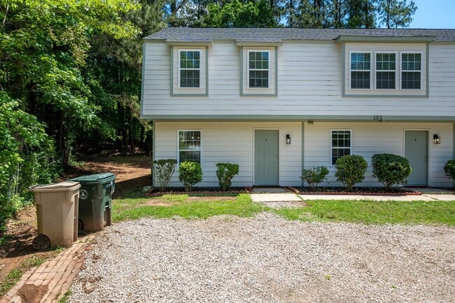 Building Photo - 105 Stowe Pl