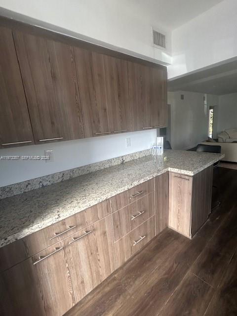 Building Photo - 1785 Calais Dr