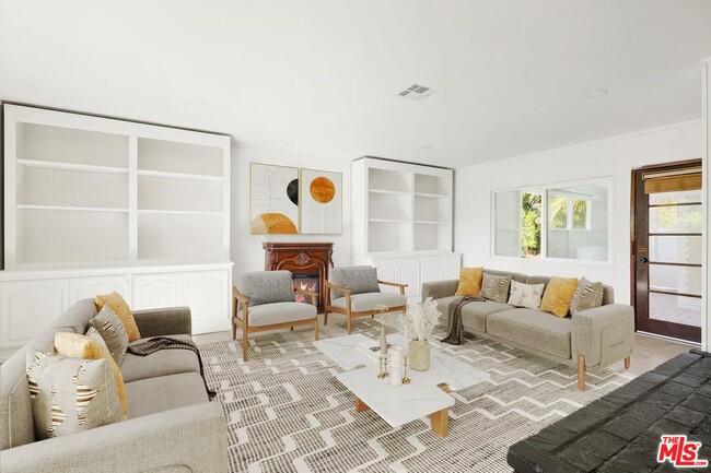 Building Photo - 22717 Miranda St