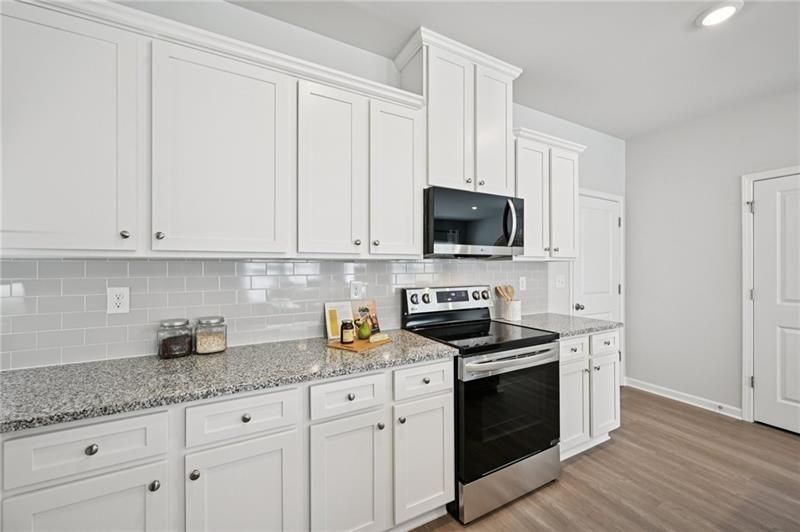 Building Photo - 405 Lanier Cir