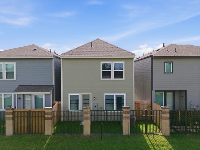 Building Photo - 3109 Quiet Sunset Dr