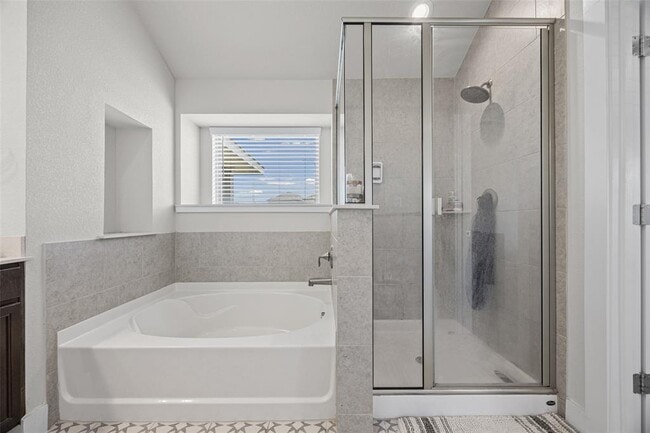 Building Photo - 627 Biscayne Bay Bend