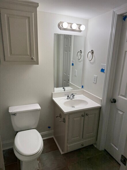 Bathroom - 2045 N 3rd St