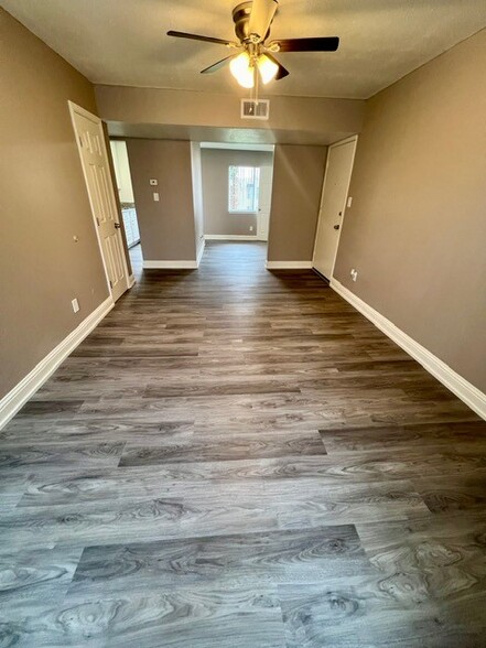 1 Bedroom - Living Room - Serena Vista Apartments LLC