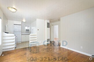Building Photo - GPM106 - NE Monroe Ave (T2)