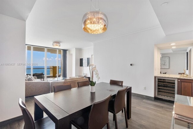 Building Photo - 17875 Collins Ave
