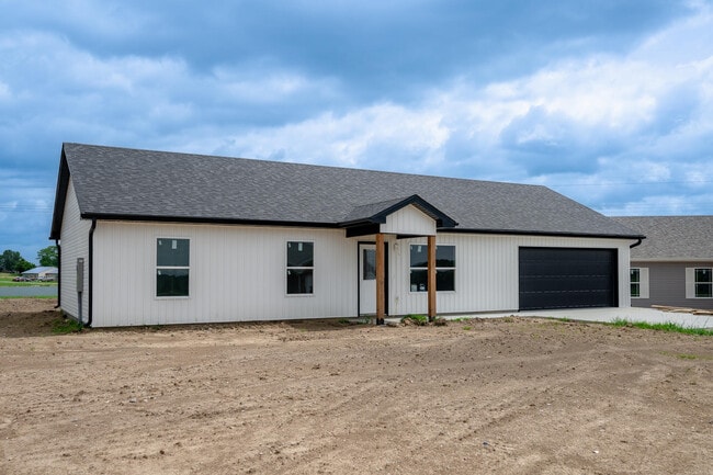 Building Photo - 2139 Lyndell Blvd