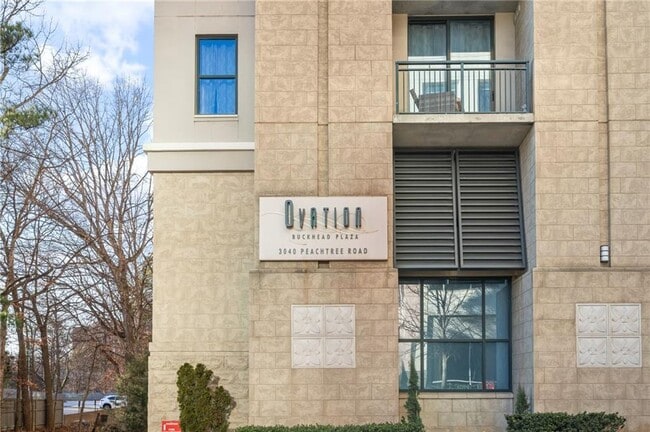 Building Photo - 3040 Peachtree Rd NW