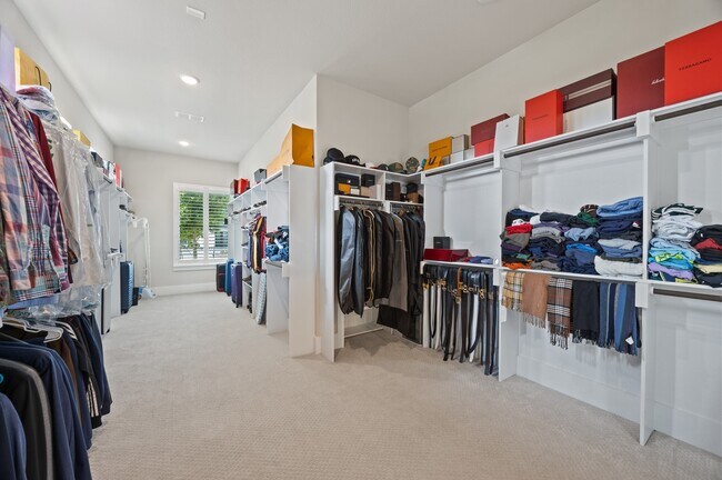 Building Photo - 27927 Indigo Ridge Dr