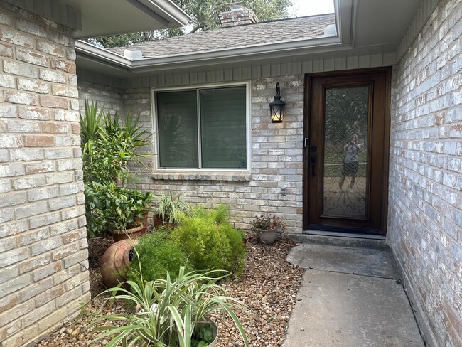 Lovely front entrance and front door - 5122 Crystal Bay Dr