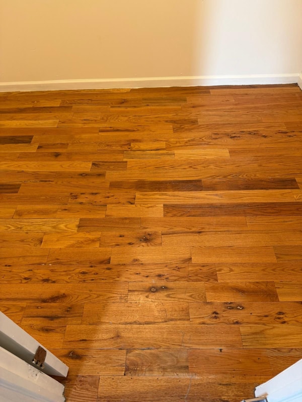 Building Photo - 904 S 18th St