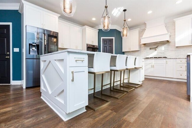 Building Photo - 14 Coopers Glen Dr SW
