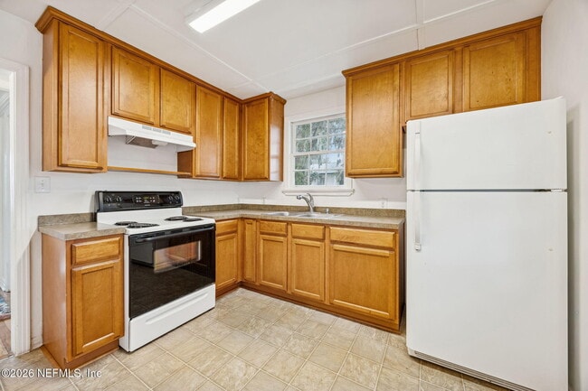 Building Photo - 1248 McDuff Ave S