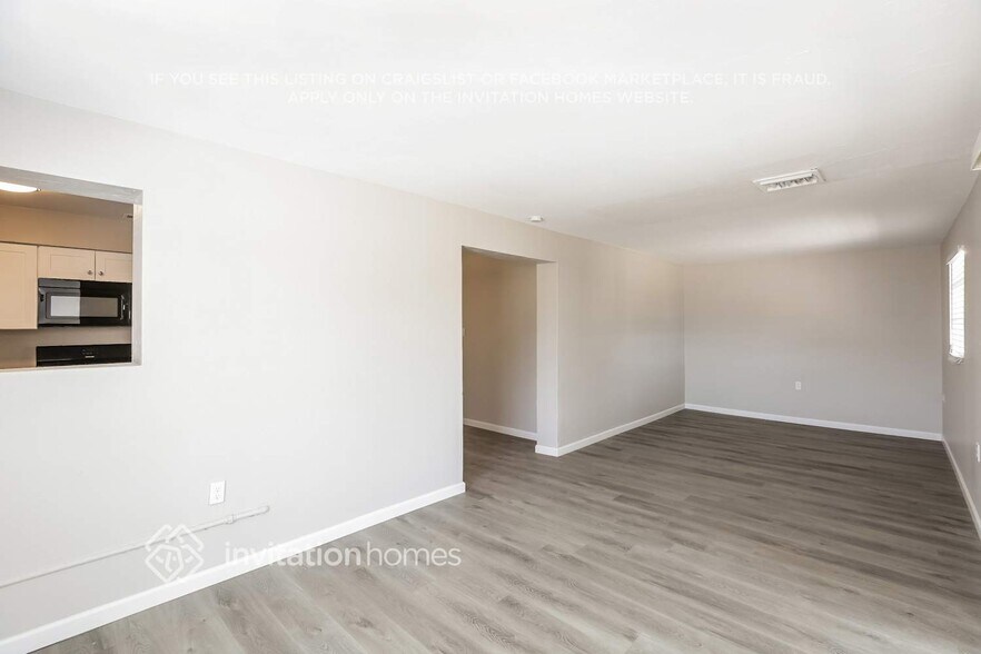 Building Photo - 1831 E Atlanta Ave