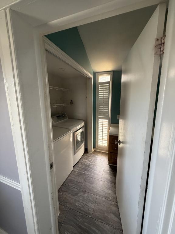 Building Photo - 2112 Herbert St