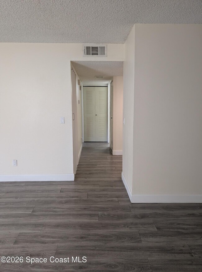 Building Photo - 1680 Sunny Brook Ln