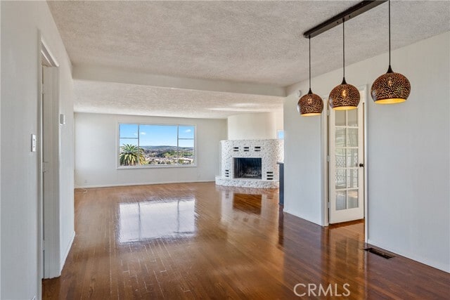 Building Photo - 549 Derby Ln