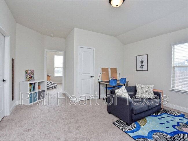 Building Photo - 2413 Grand Lake Pkwy