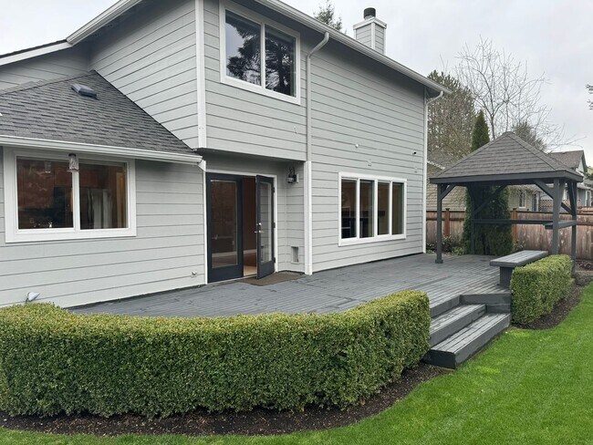 Building Photo - 4Bd/2.5Ba Maple Valley House