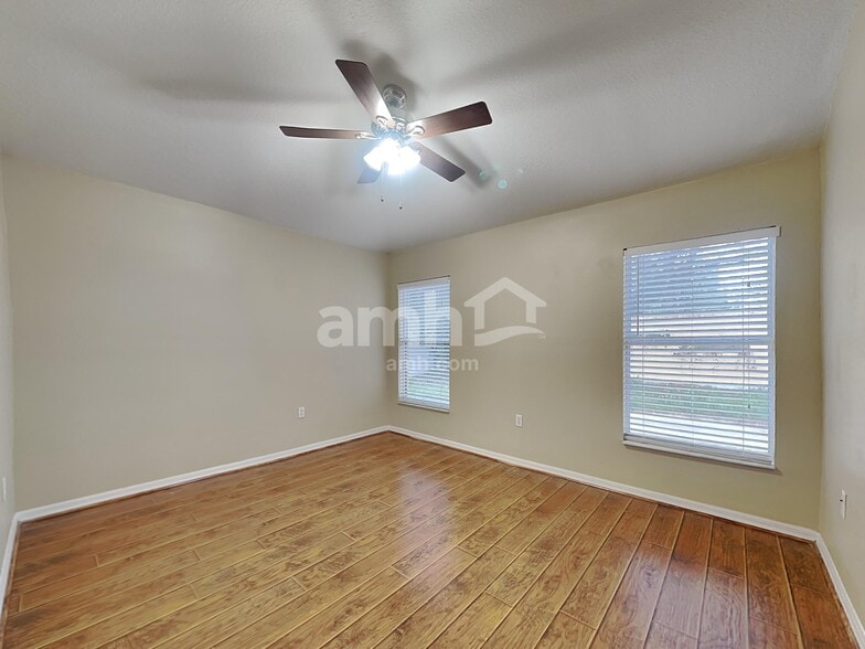 Building Photo - 15511 Montilla Loop